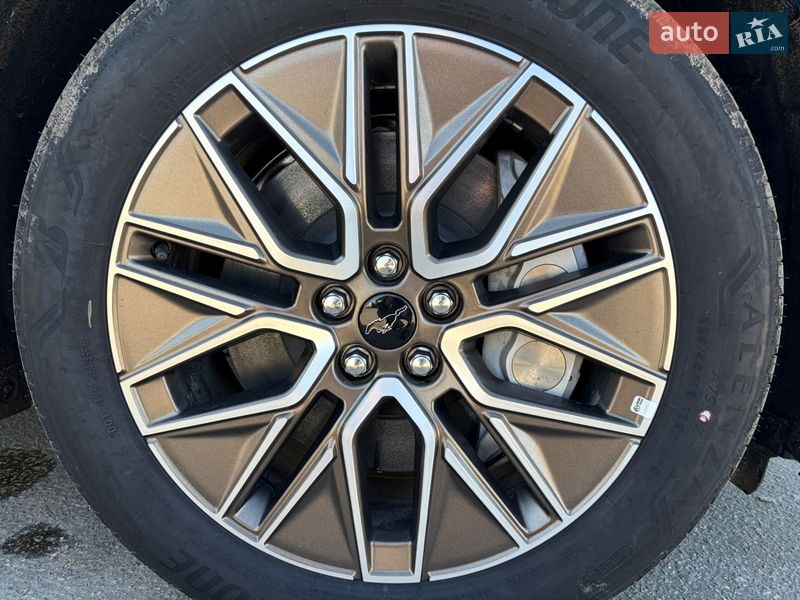 Внедорожник / Кроссовер Ford Mustang Mach-E 2025 в Валках