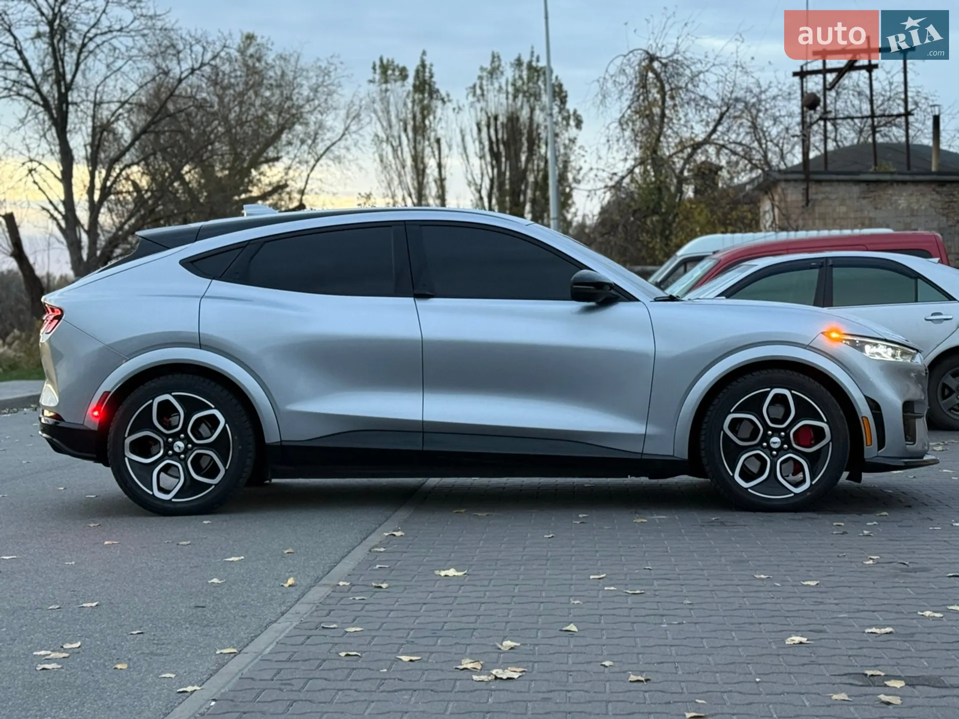 2021 Ford Mustang Mach-E - мініатюра 13