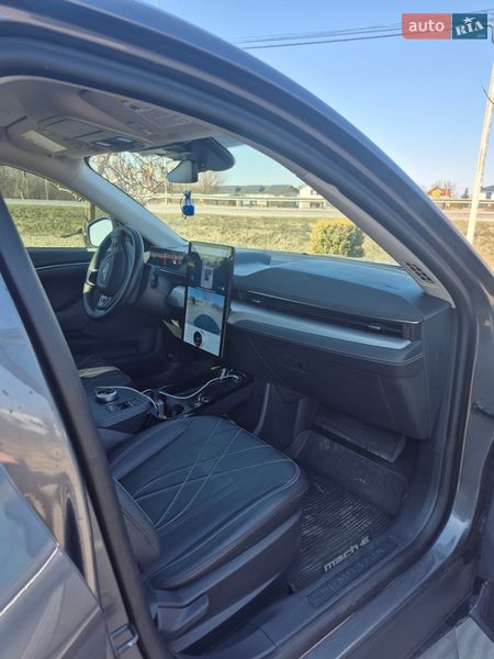 Внедорожник / Кроссовер Ford Mustang Mach-E 2023 в Стрые фото 12 Внедорожник / Кроссовер Ford Mustang Mach-E 2023 в Стрые