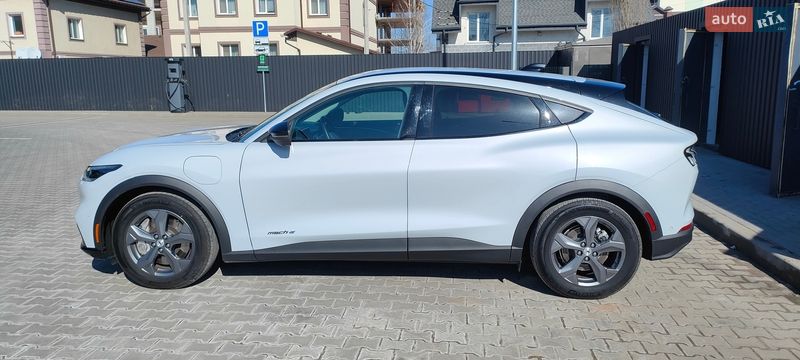 Внедорожник / Кроссовер Ford Mustang Mach-E 2023 в Киеве фото 11 Внедорожник / Кроссовер Ford Mustang Mach-E 2023 в Киеве