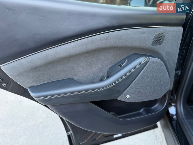 Внедорожник / Кроссовер Ford Mustang Mach-E 2021 в Тернополе фото 37 Внедорожник / Кроссовер Ford Mustang Mach-E 2021 в Тернополе