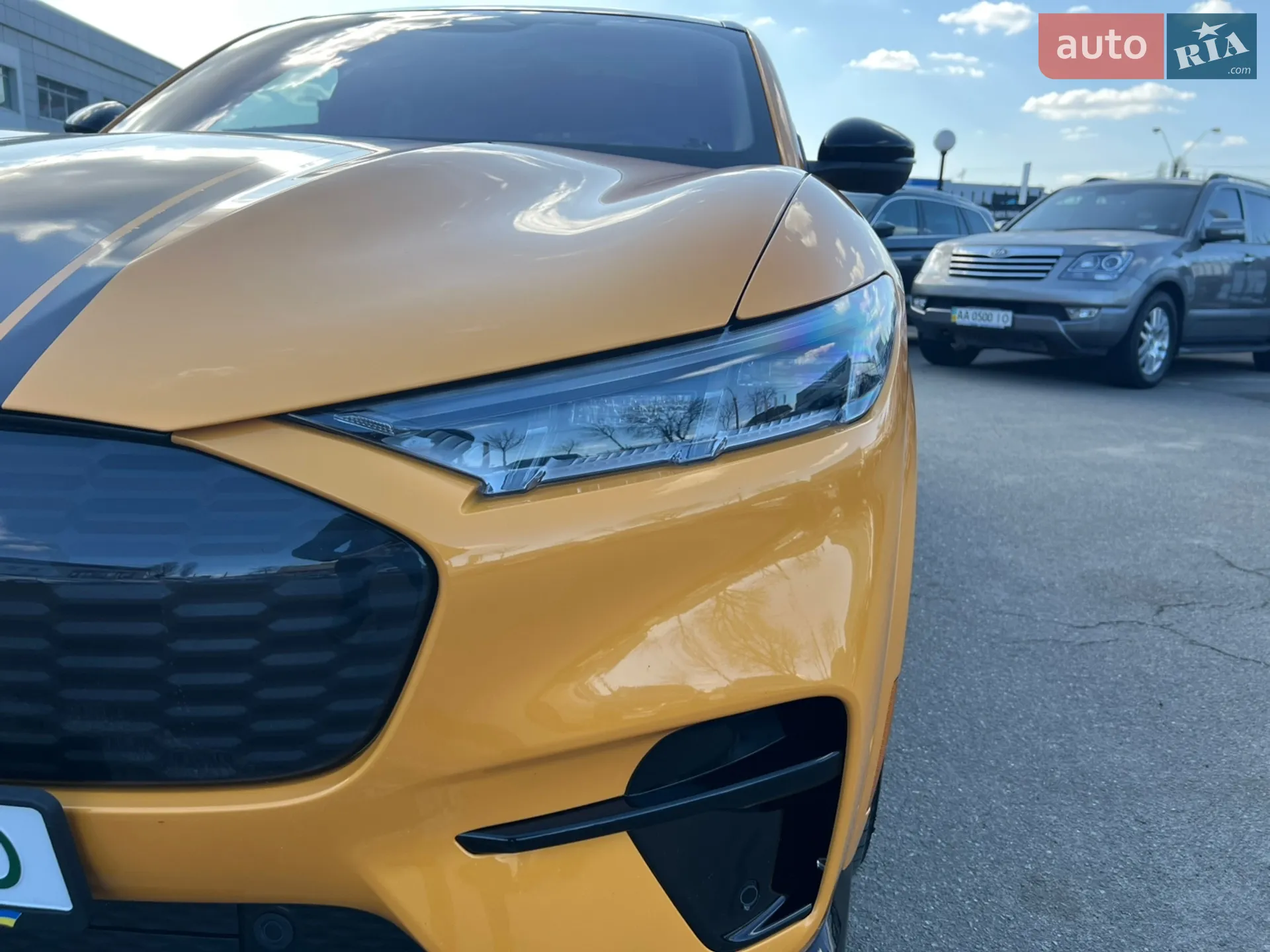 2022 Ford Mustang Mach-E - мініатюра 5