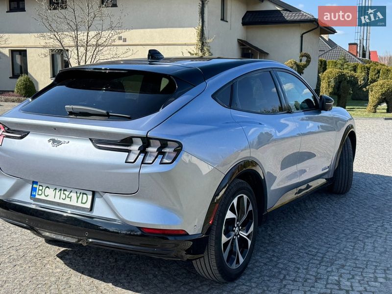 Позашляховик / Кросовер Ford Mustang Mach-E 2022 в Жовкві