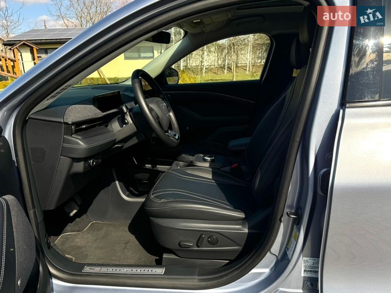 Позашляховик / Кросовер Ford Mustang Mach-E 2022 в Жовкві