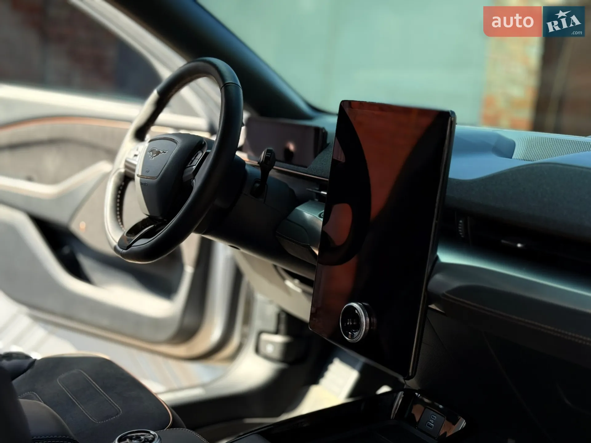 2021 Ford Mustang Mach-E - мініатюра 40