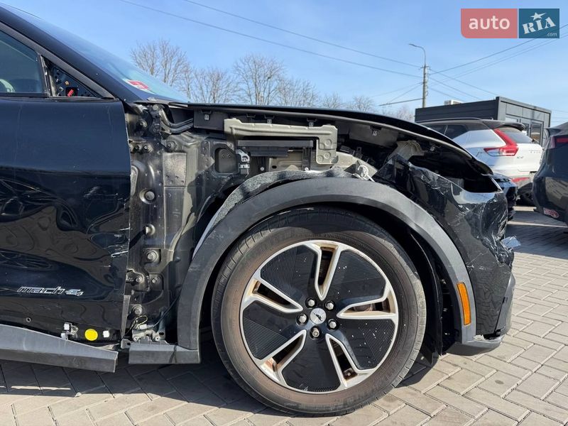 Внедорожник / Кроссовер Ford Mustang Mach-E 2022 в Луцке