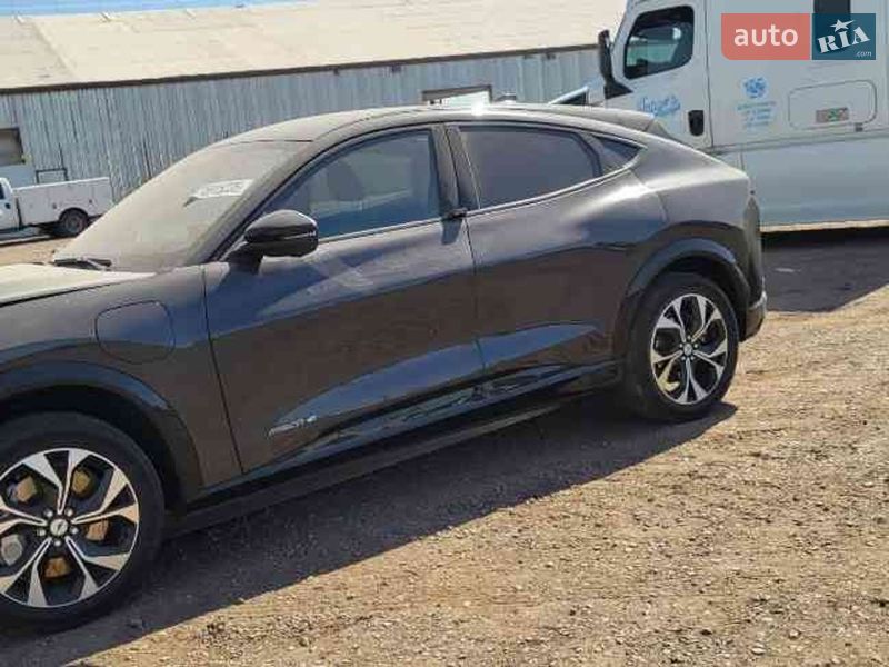 Внедорожник / Кроссовер Ford Mustang Mach-E 2022 в Львове фото 4 Внедорожник / Кроссовер Ford Mustang Mach-E 2022 в Львове