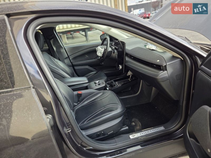 Внедорожник / Кроссовер Ford Mustang Mach-E 2022 в Львове фото 22 Внедорожник / Кроссовер Ford Mustang Mach-E 2022 в Львове