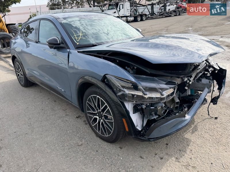 Внедорожник / Кроссовер Ford Mustang Mach-E 2024 в Львове