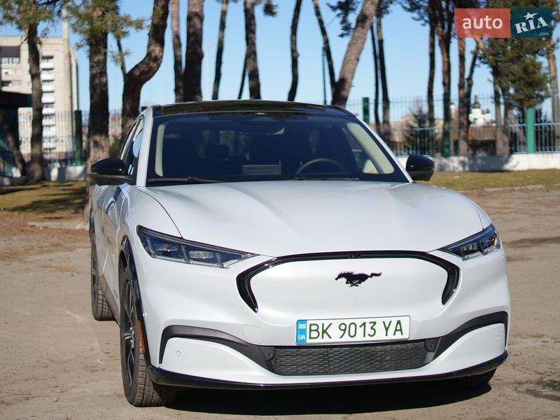 Внедорожник / Кроссовер Ford Mustang Mach-E 2023 в Вараше фото 5 Внедорожник / Кроссовер Ford Mustang Mach-E 2023 в Вараше