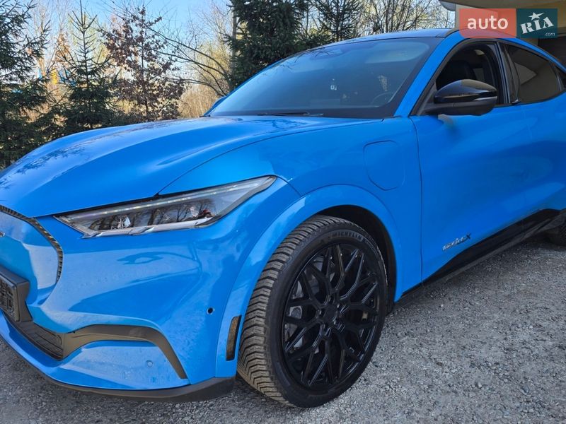 Внедорожник / Кроссовер Ford Mustang Mach-E 2022 в Ивано-Франковске