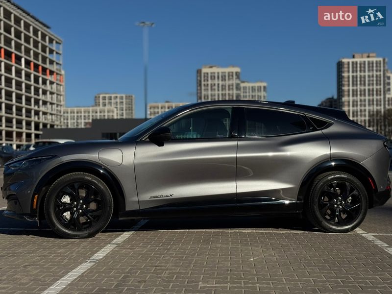 Внедорожник / Кроссовер Ford Mustang Mach-E 2023 в Киеве
