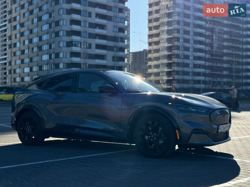 Внедорожник / Кроссовер Ford Mustang Mach-E 2023 в Киеве