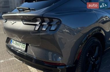 Внедорожник / Кроссовер Ford Mustang Mach-E 2023 в Киеве