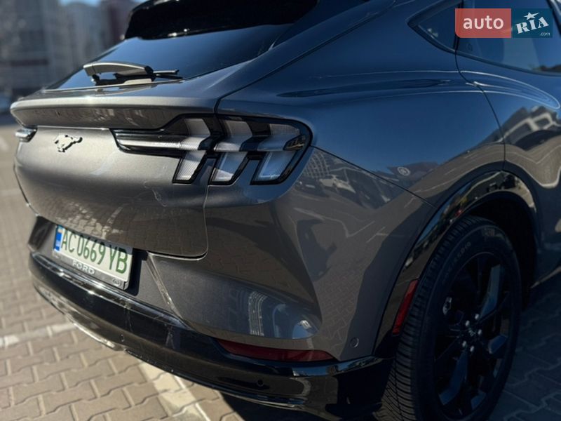 Внедорожник / Кроссовер Ford Mustang Mach-E 2023 в Киеве