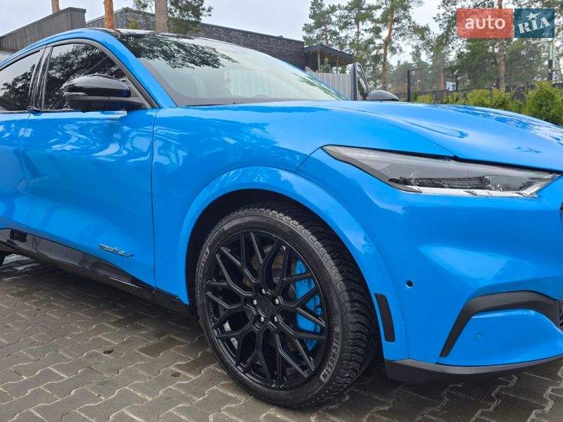 Внедорожник / Кроссовер Ford Mustang Mach-E 2022 в Ивано-Франковске