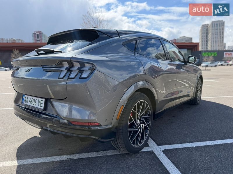 Позашляховик / Кросовер Ford Mustang Mach-E 2023 в Києві фото 12 Позашляховик / Кросовер Ford Mustang Mach-E 2023 в Києві