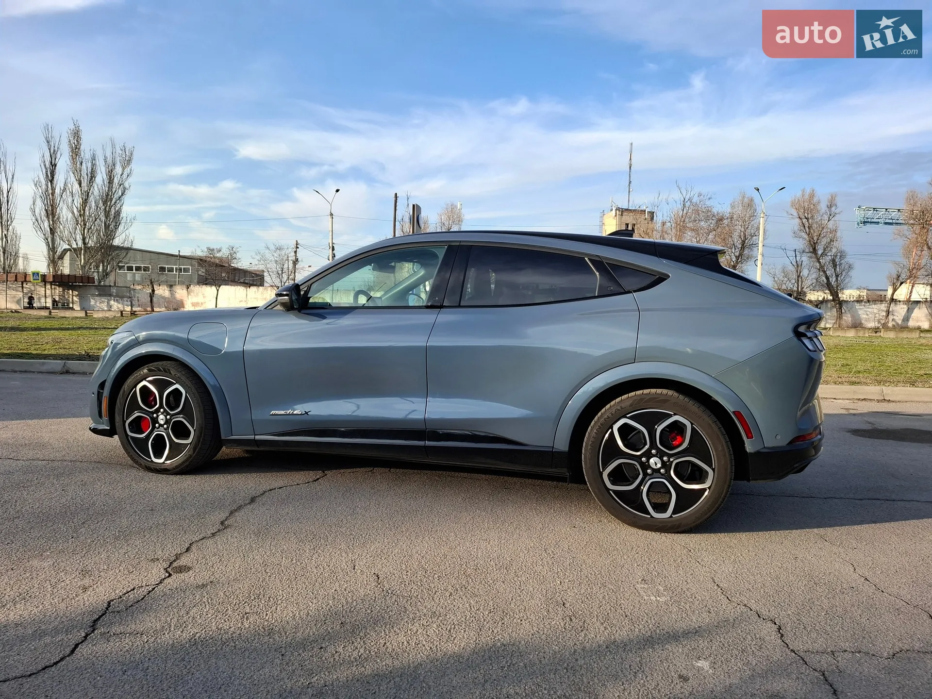 2023 Ford Mustang Mach-E - мініатюра 3