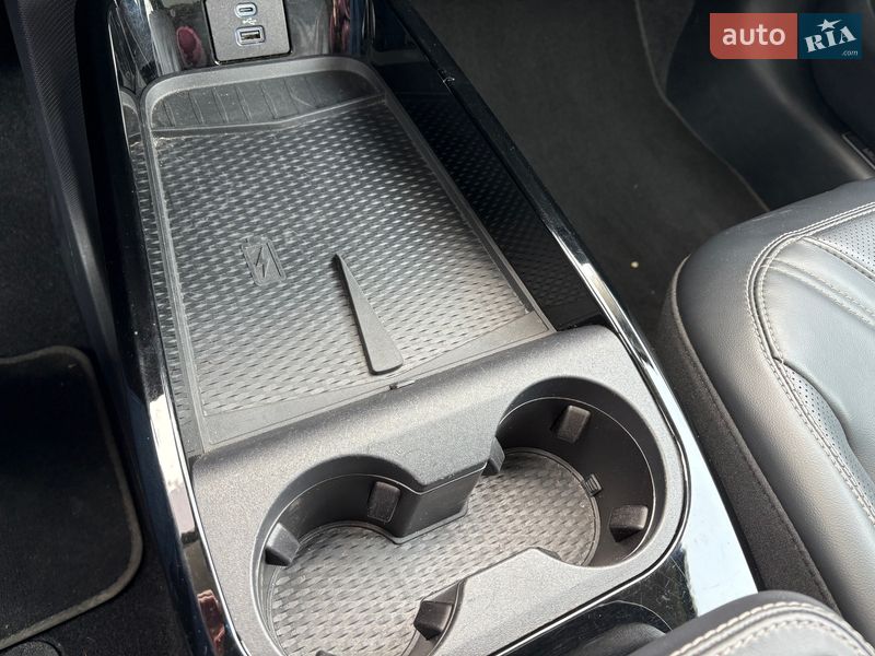 Позашляховик / Кросовер Ford Mustang Mach-E 2023 в Києві