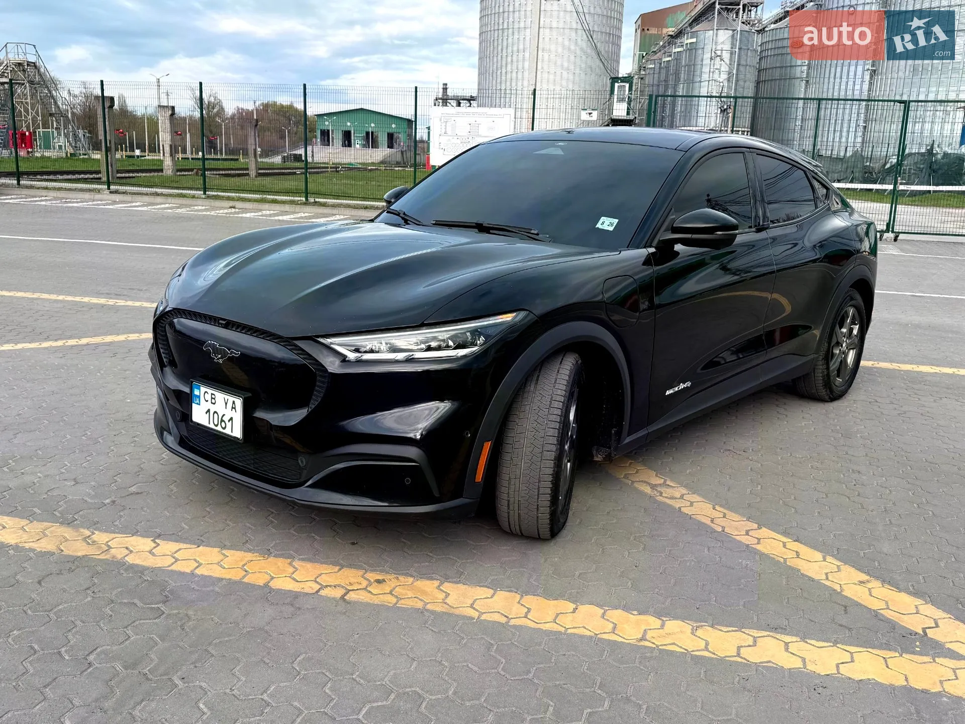 2021 Ford Mustang Mach-E - мініатюра 11