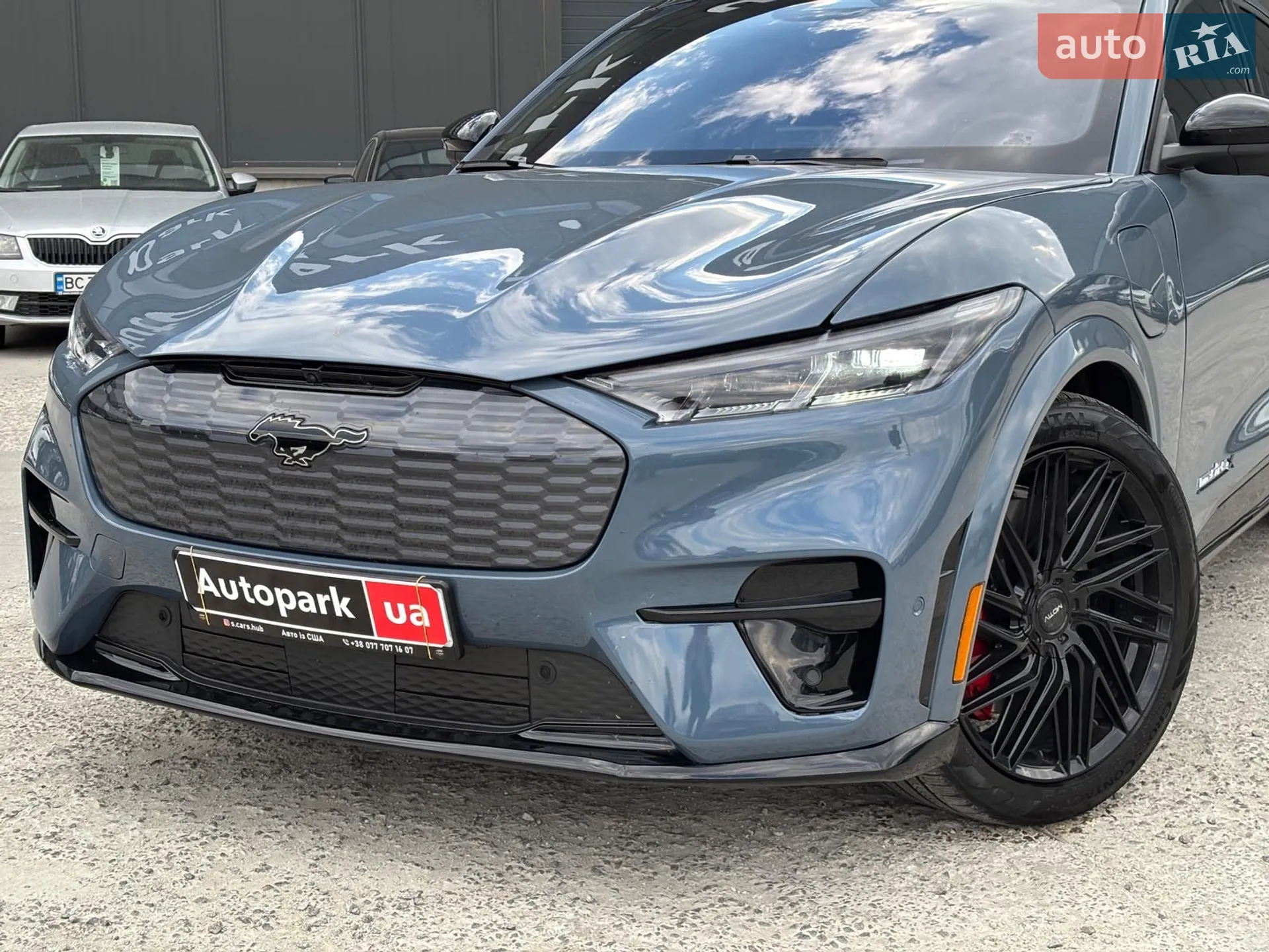 2022 Ford Mustang Mach-E - мініатюра 5