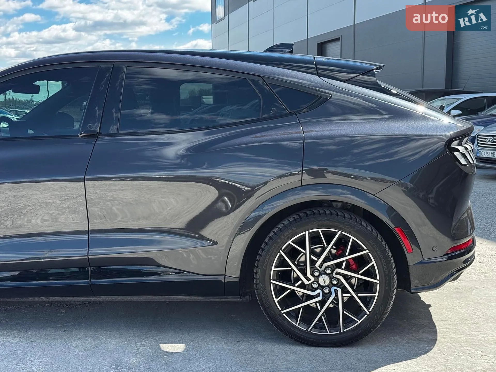 2021 Ford Mustang Mach-E - мініатюра 14