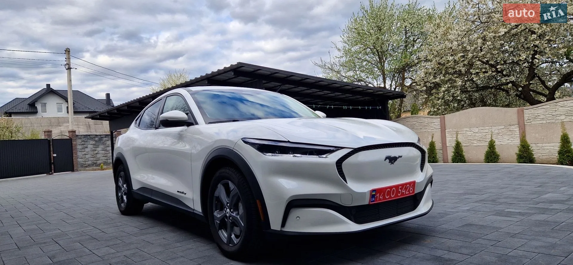 2022 Ford Mustang Mach-E - мініатюра 2