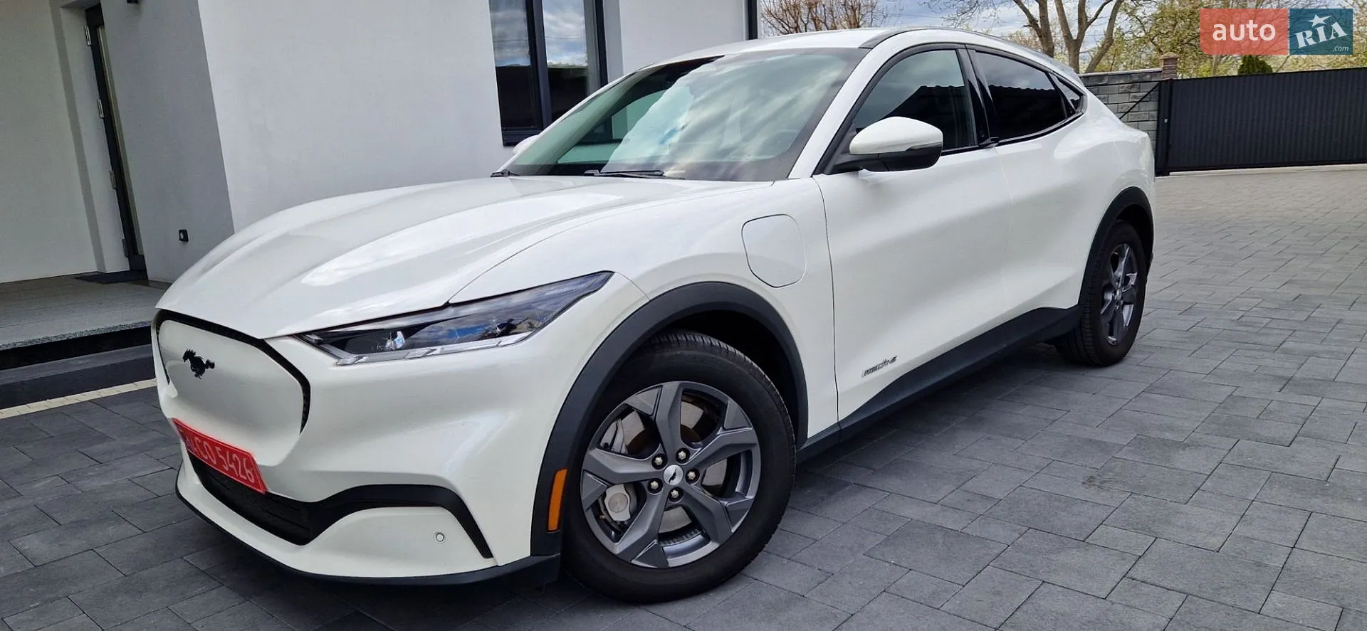 2022 Ford Mustang Mach-E - мініатюра 54