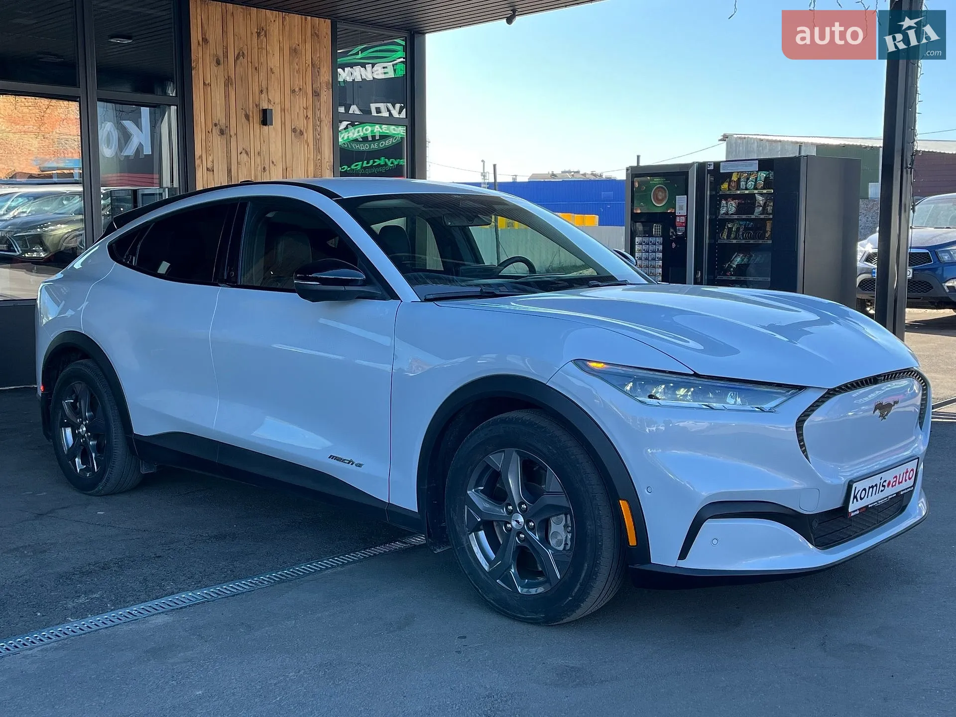 2023 Ford Mustang Mach-E - мініатюра 5