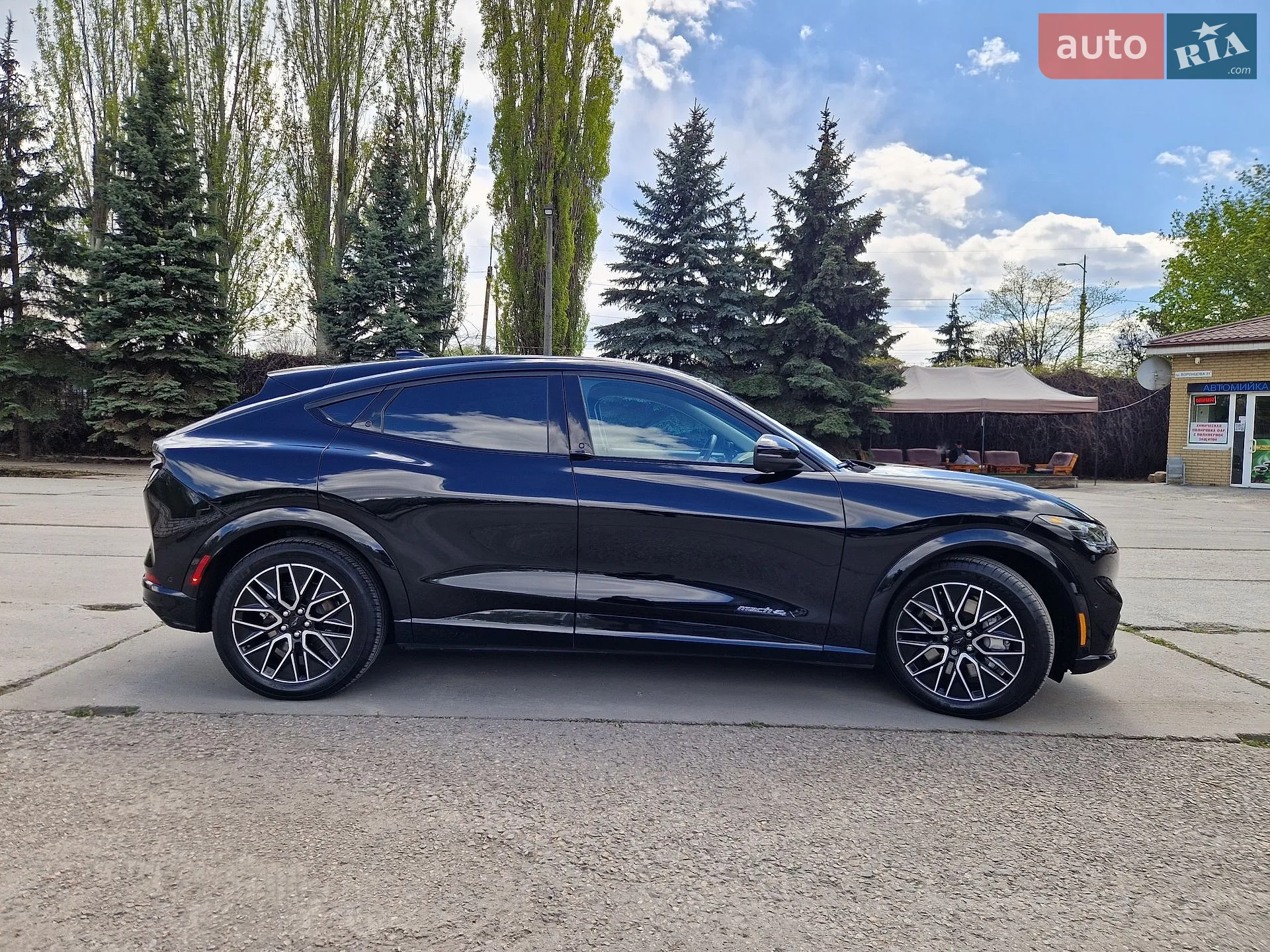 2024 Ford Mustang Mach-E - мініатюра 3