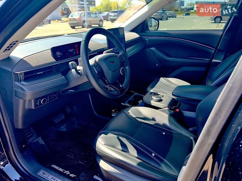 Внедорожник / Кроссовер Ford Mustang Mach-E 2023 в Киеве