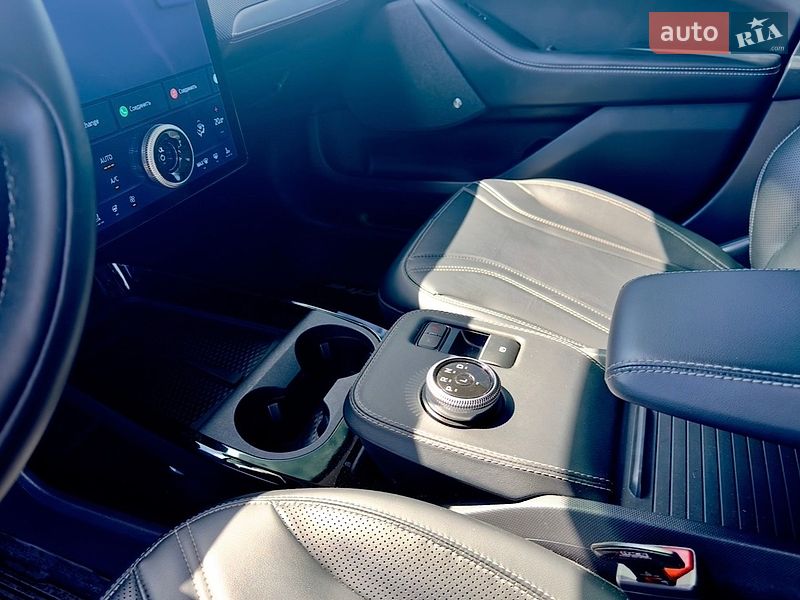 Внедорожник / Кроссовер Ford Mustang Mach-E 2023 в Киеве