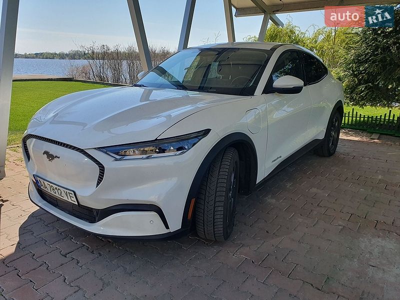 AUTO.RIA – Купити Білі авто Форд Мустанг Мач-Е 1 покоління