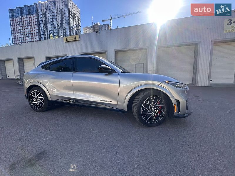 Позашляховик / Кросовер Ford Mustang Mach-E 2021 в Києві