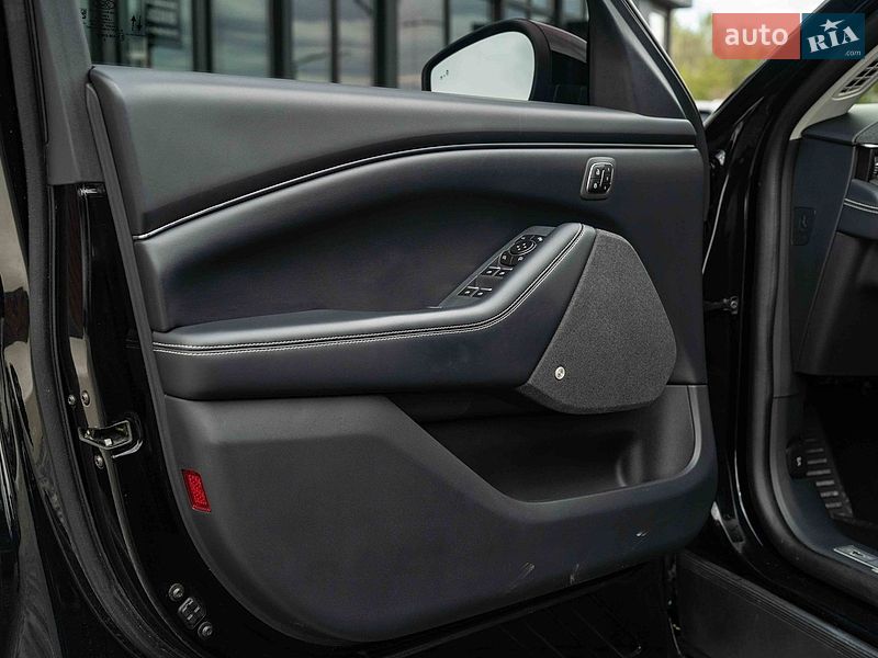Внедорожник / Кроссовер Ford Mustang Mach-E 2020 в Черновцах