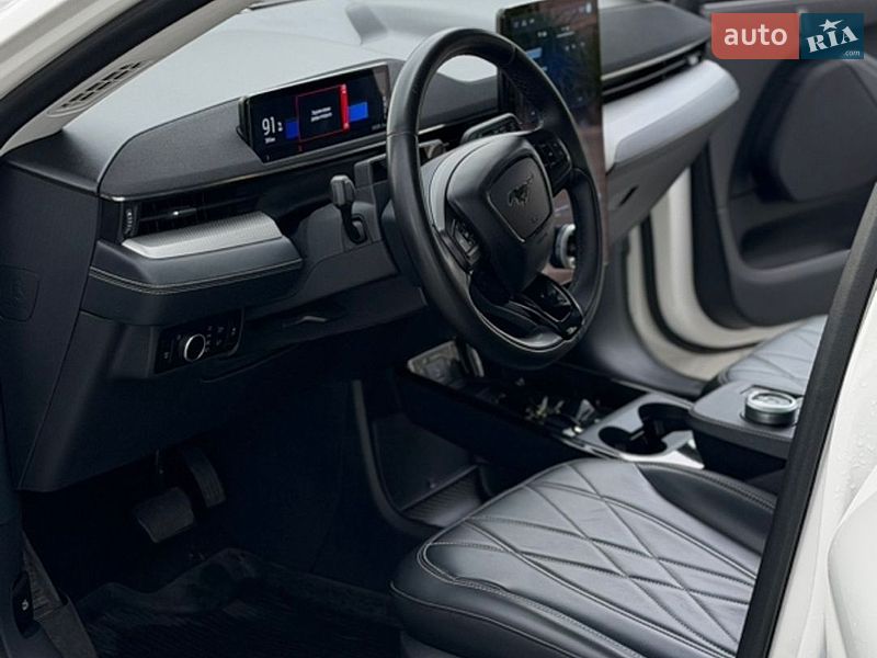 Позашляховик / Кросовер Ford Mustang Mach-E 2023 в Львові фото 32 Позашляховик / Кросовер Ford Mustang Mach-E 2023 в Львові