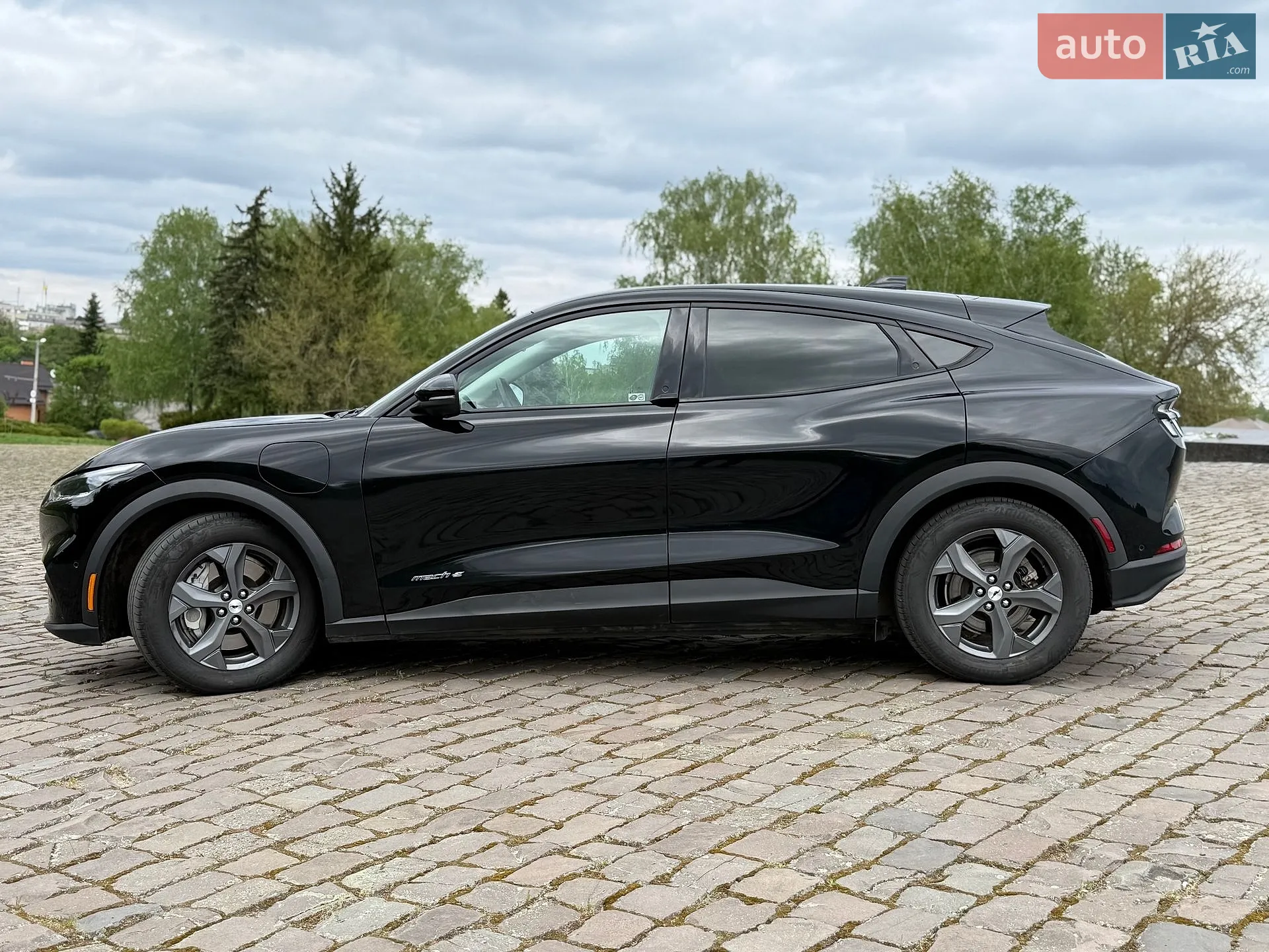 2022 Ford Mustang Mach-E - мініатюра 14