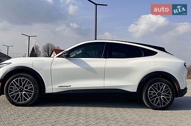 Позашляховик / Кросовер Ford Mustang Mach-E 2024 в Долині