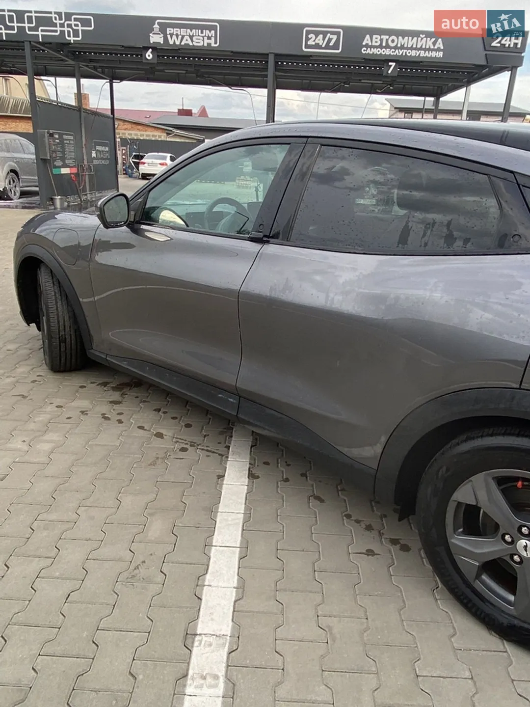 2021 Ford Mustang Mach-E - мініатюра 8