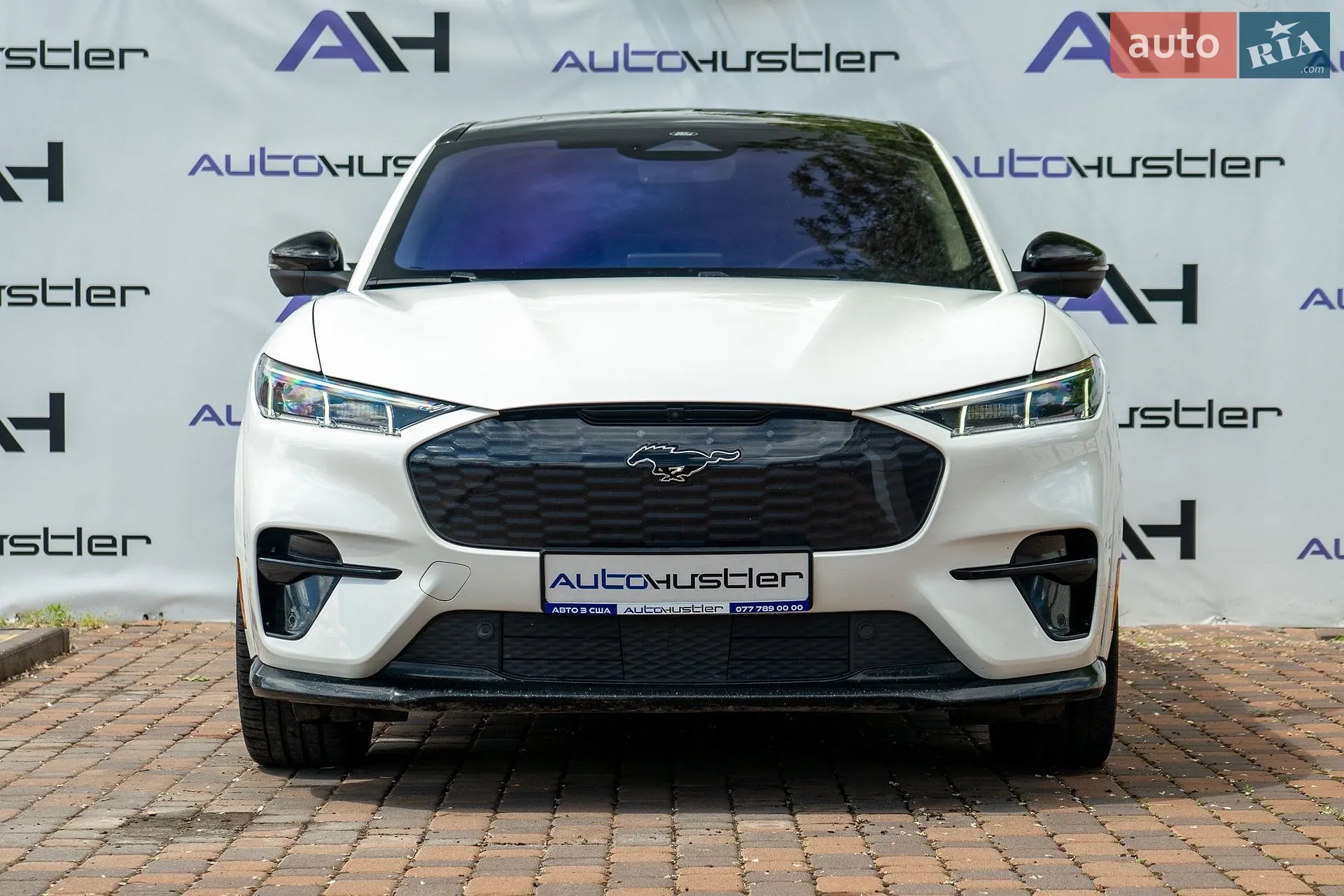 2022 Ford Mustang Mach-E - мініатюра 2