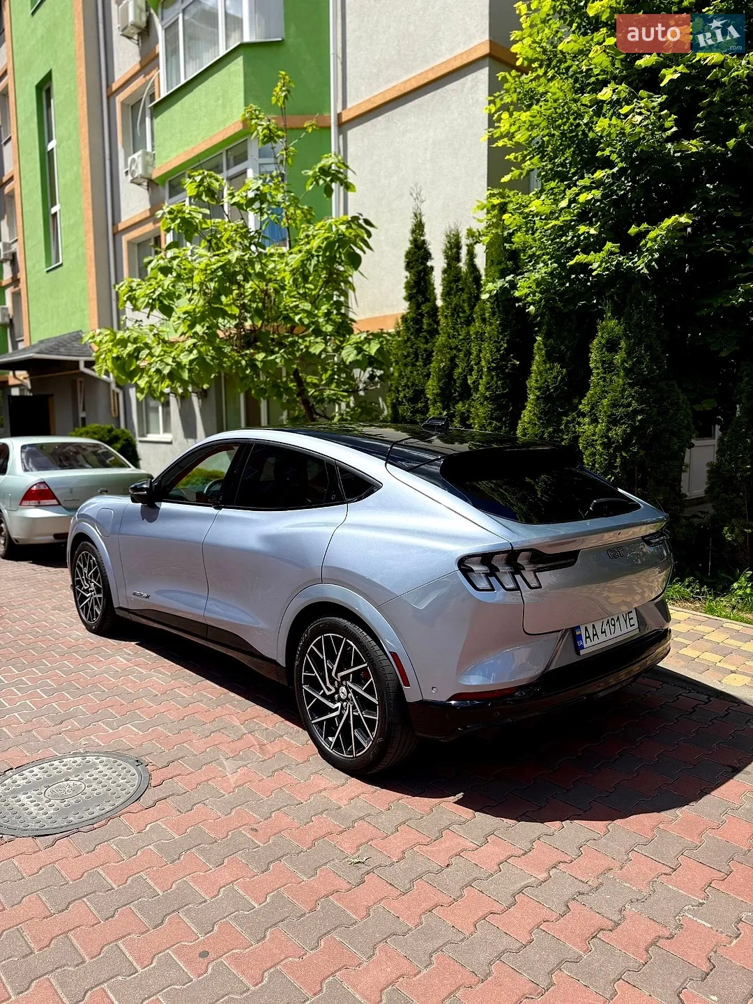 2022 Ford Mustang Mach-E - мініатюра 13