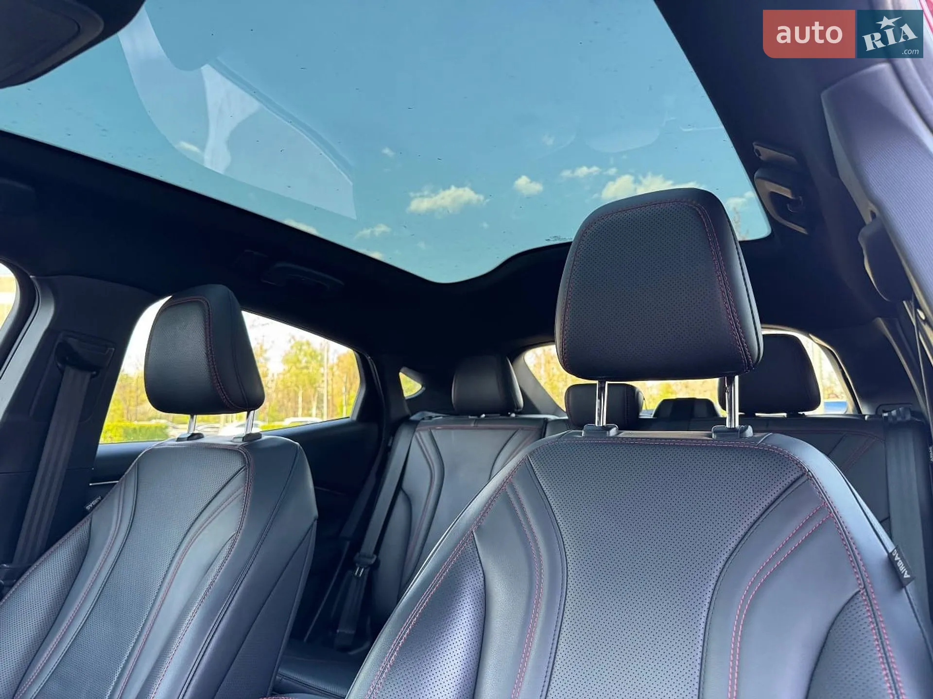 2021 Ford Mustang Mach-E - мініатюра 12