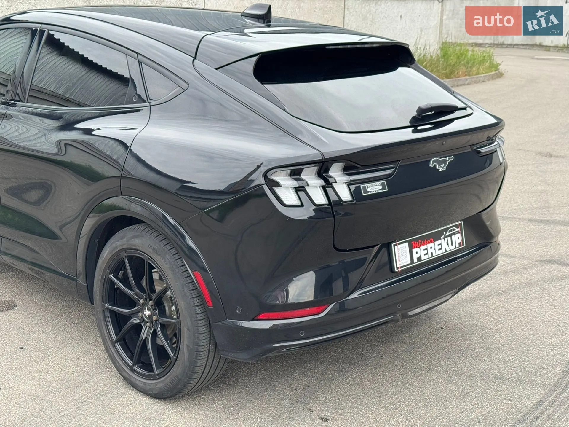 2023 Ford Mustang Mach-E - мініатюра 8