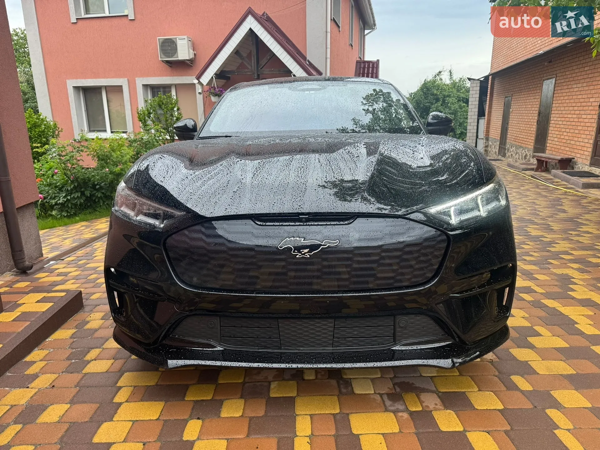 2023 Ford Mustang Mach-E - мініатюра 2
