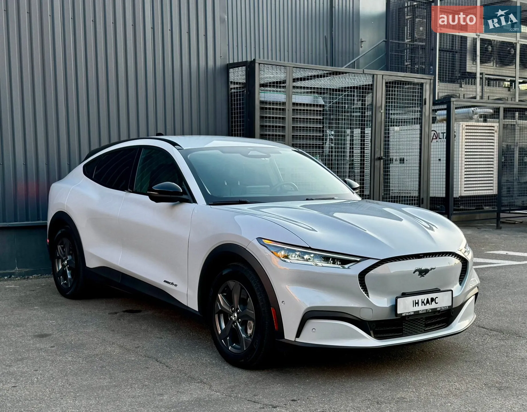 2022 Ford Mustang Mach-E - мініатюра 6