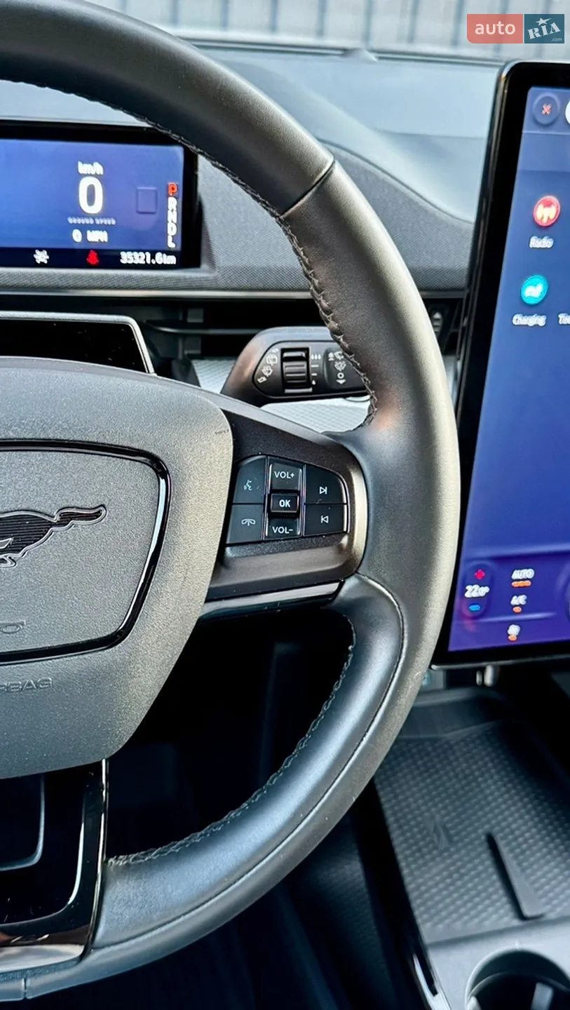 2022 Ford Mustang Mach-E - мініатюра 31