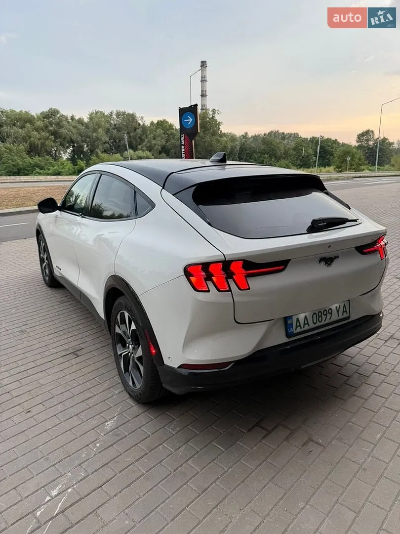 2021 Ford Mustang Mach-E - мініатюра 3