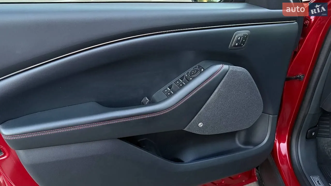 2021 Ford Mustang Mach-E - мініатюра 17