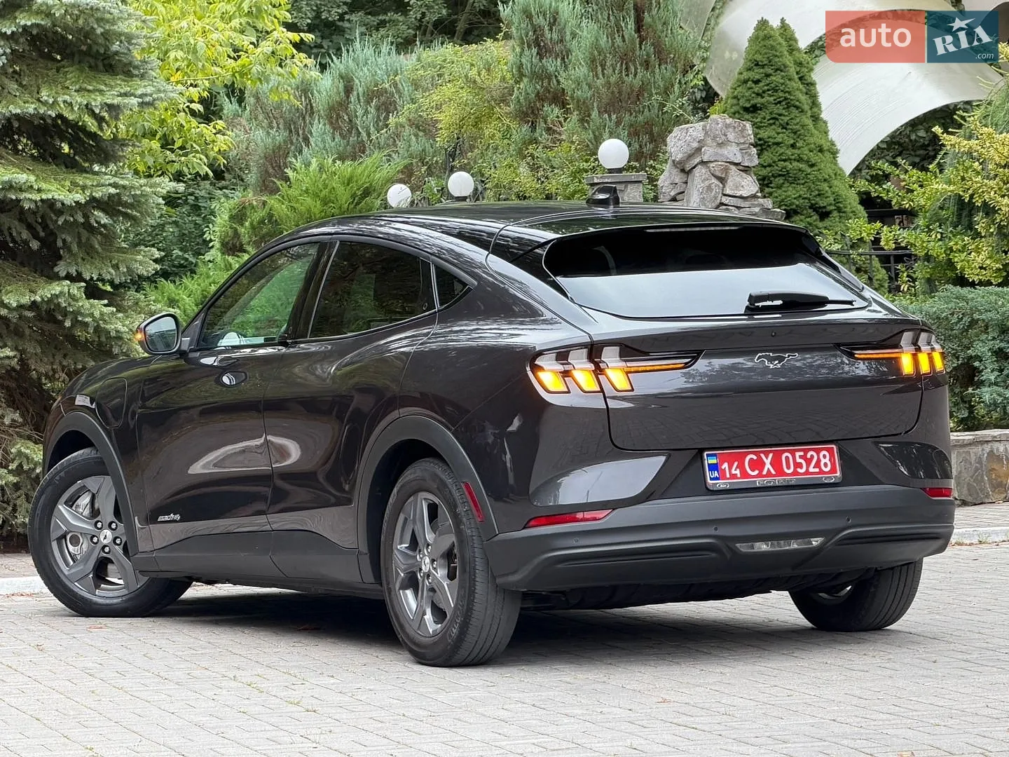 2022 Ford Mustang Mach-E - мініатюра 40