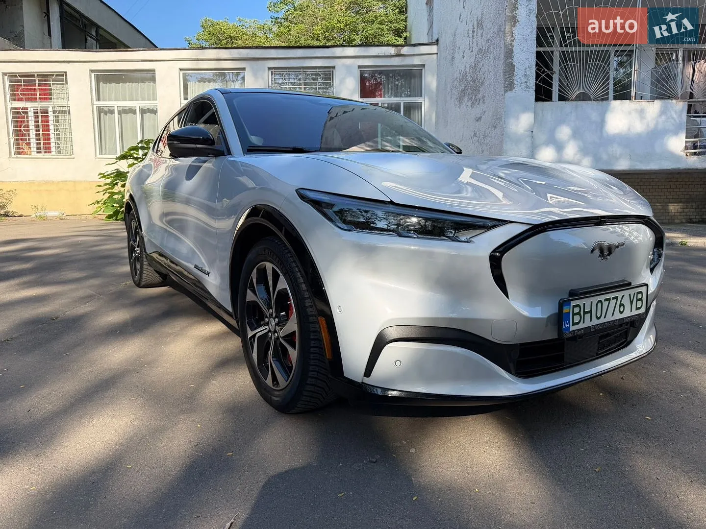 2022 Ford Mustang Mach-E - мініатюра 3